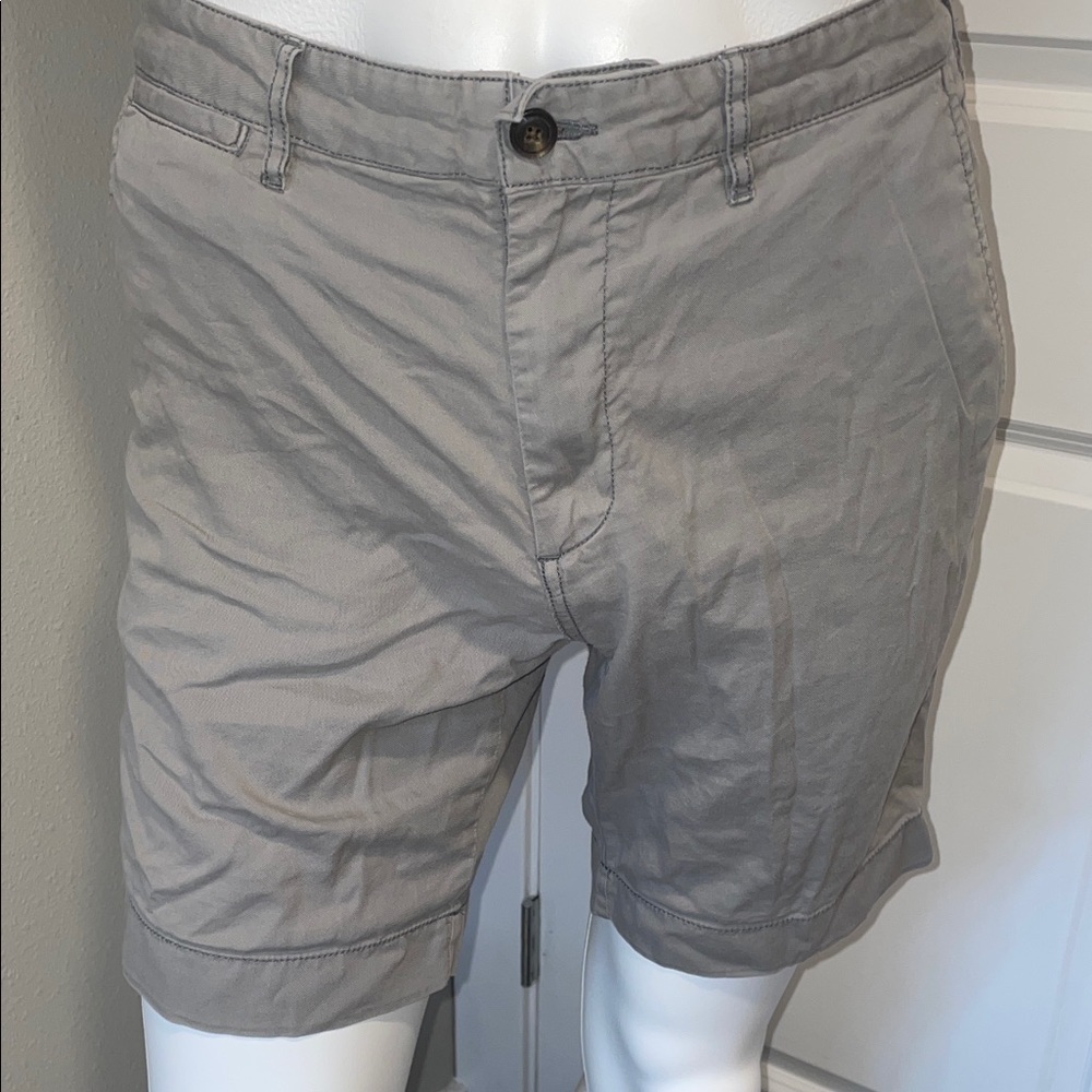 Faherty Men's Tan Flat Front Shorts